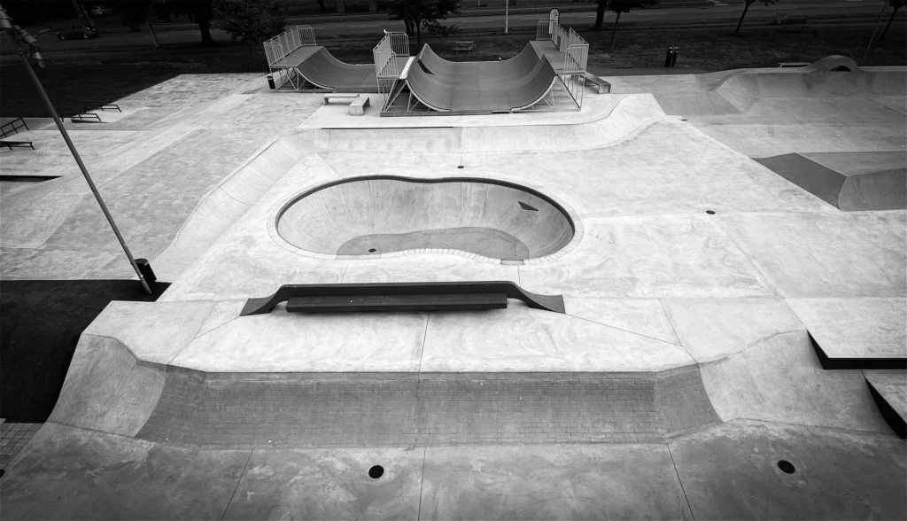 China backyard spine, Olliewood skatepark i Jönköping 2026