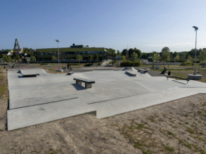 Skateparken i Oxelösunds Aktivitetspark, Oxelösund.
